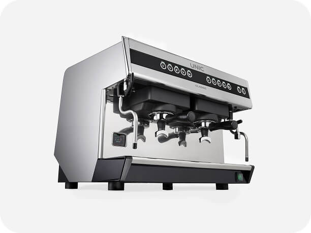 UNIC_Espresso_Machine_CLASSICe_3Groups_Low_Angle