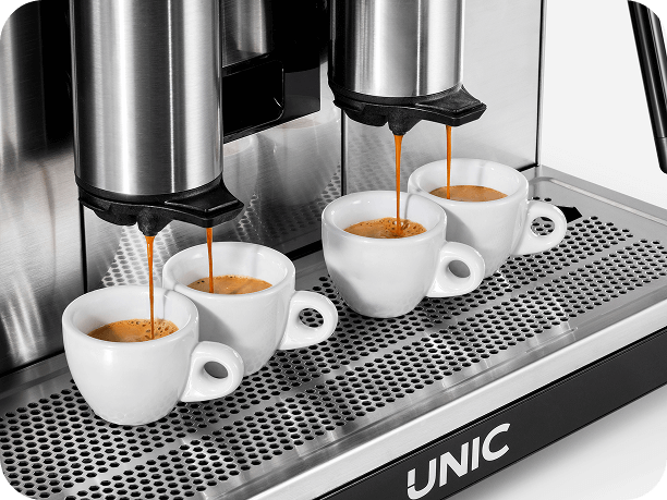 UNIC_Espresso_Machine_TANGO XP_Duo_Superautomatic_4_cups_detail